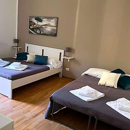 I 4* Νάπολη